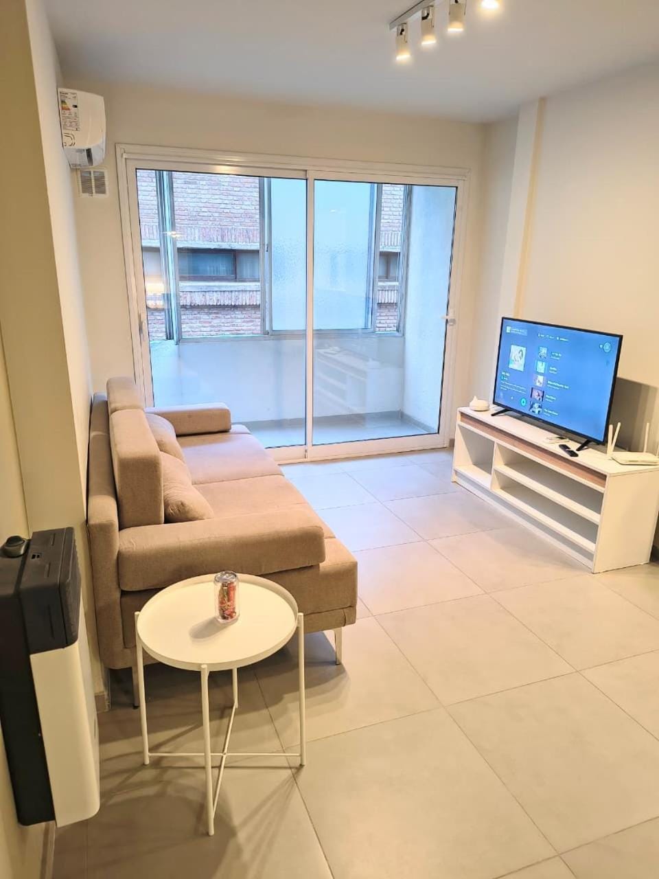 TV and multimedia, Balcony/Terrace, Living room, Dining area, air conditioner