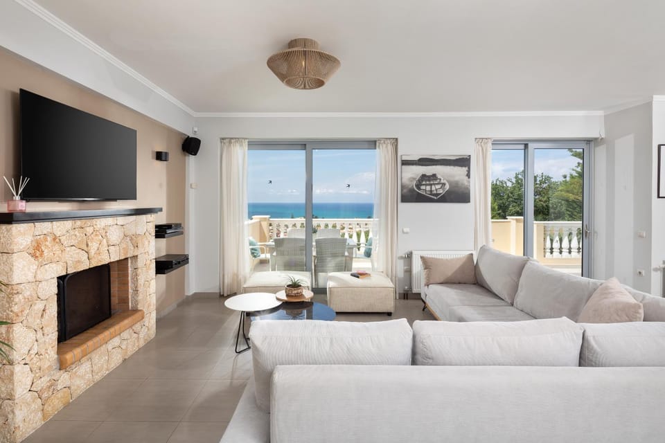 Living room, Sea view