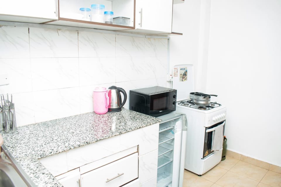 Kitchen or kitchenette, kitchen, kitchen