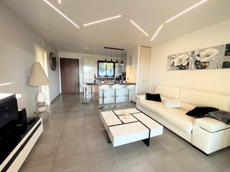 TV and multimedia, Living room, kitchen