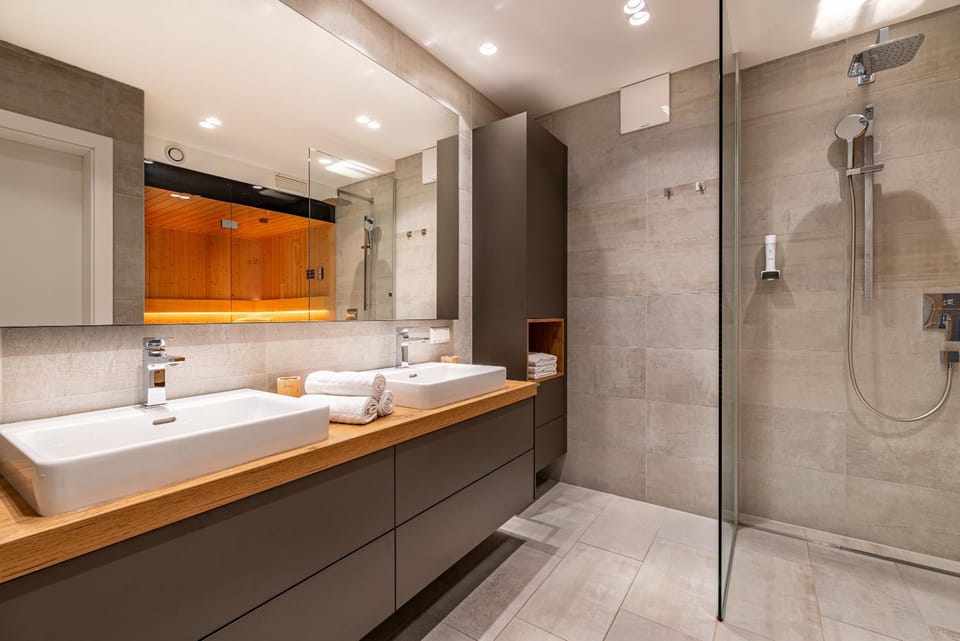 Shower, Bathroom