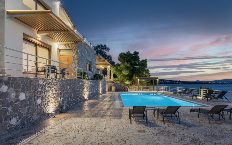 Property building, Patio, Day, Natural landscape, View (from property/room), Balcony/Terrace, Pool view, Sea view, Swimming pool, sunbed