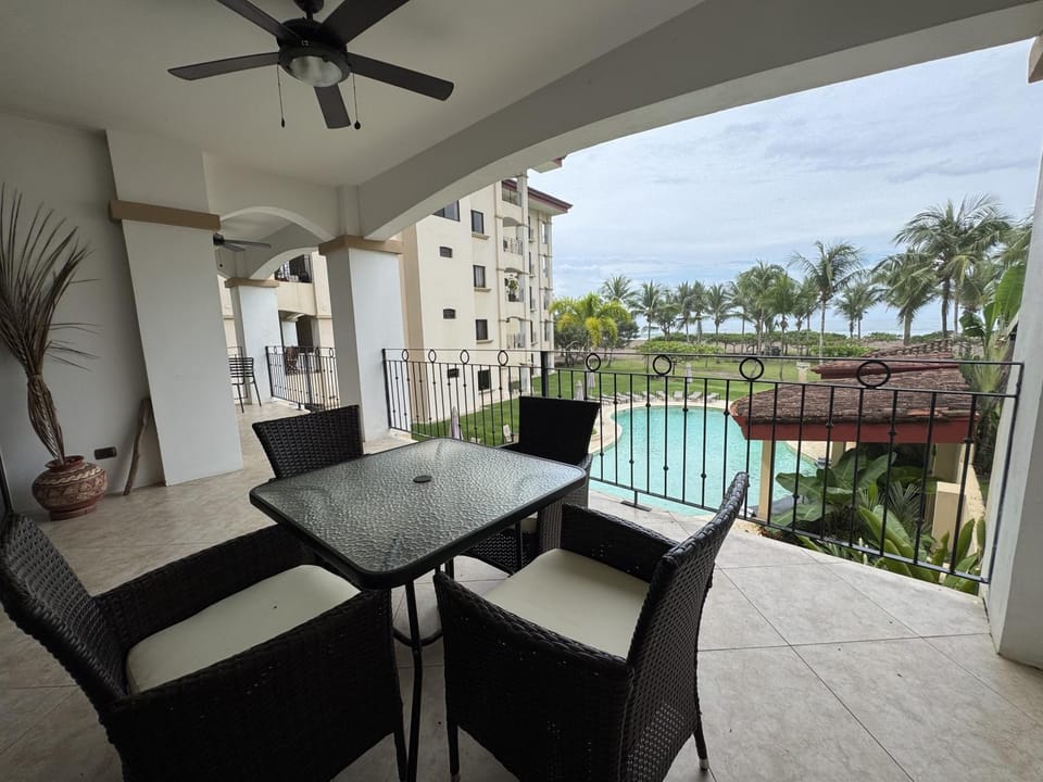 3 Bedroom Condo with Ocean View - Tres Regalos 201N Apartment in Jaco
