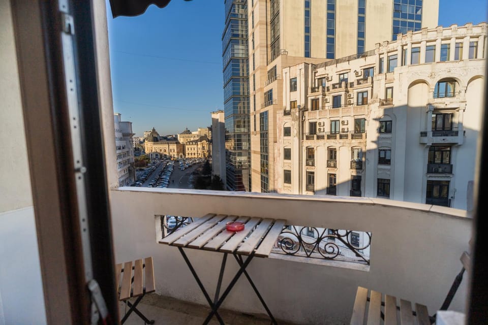 Balcony/Terrace, City view