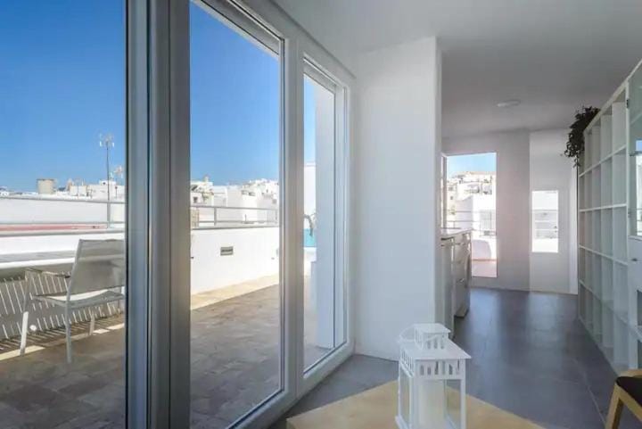 Apartamento con Terraza Vistas al Mar. Apartment in Conil de la Frontera