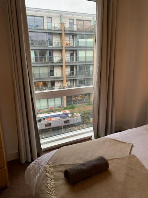 Bedroom, River view