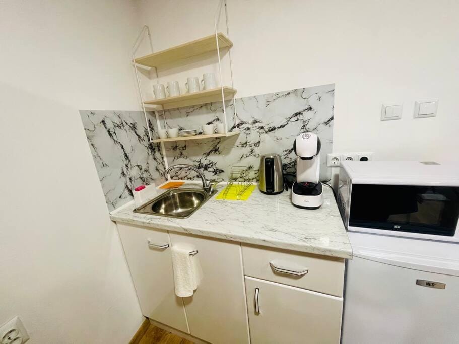 Coffee/tea facilities, Kitchen or kitchenette