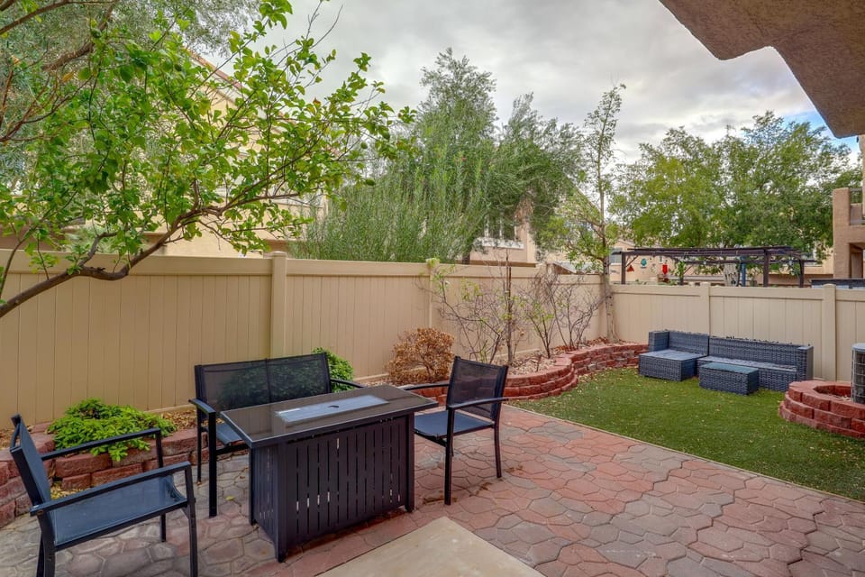 Pool & Spa Access! Henderson Monthly Stay House in Henderson