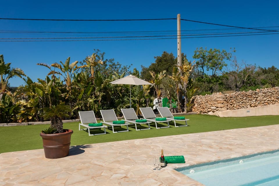 Pool view, sunbed