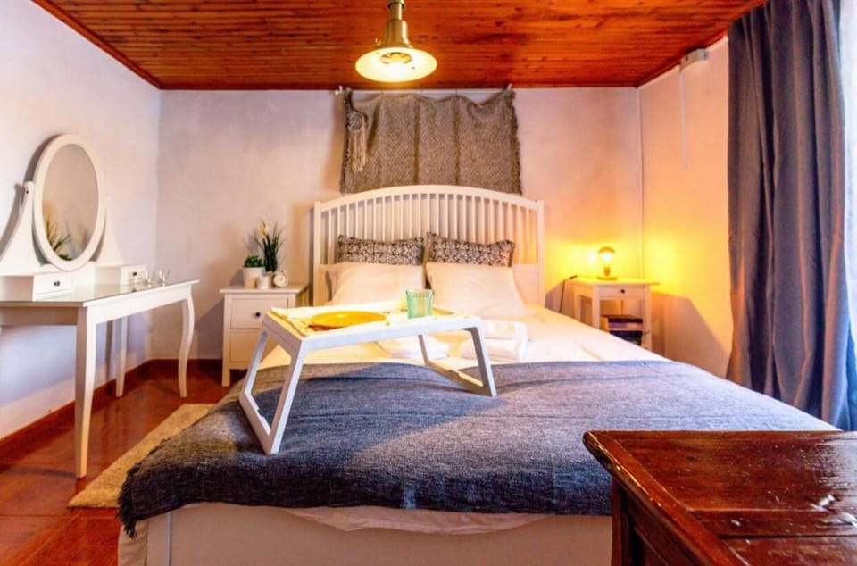 Casa do Miradouro House in Azores District