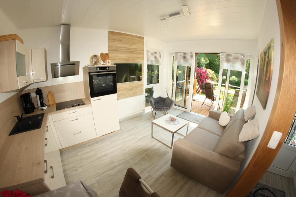 TV and multimedia, Living room, Dining area, pet friendly