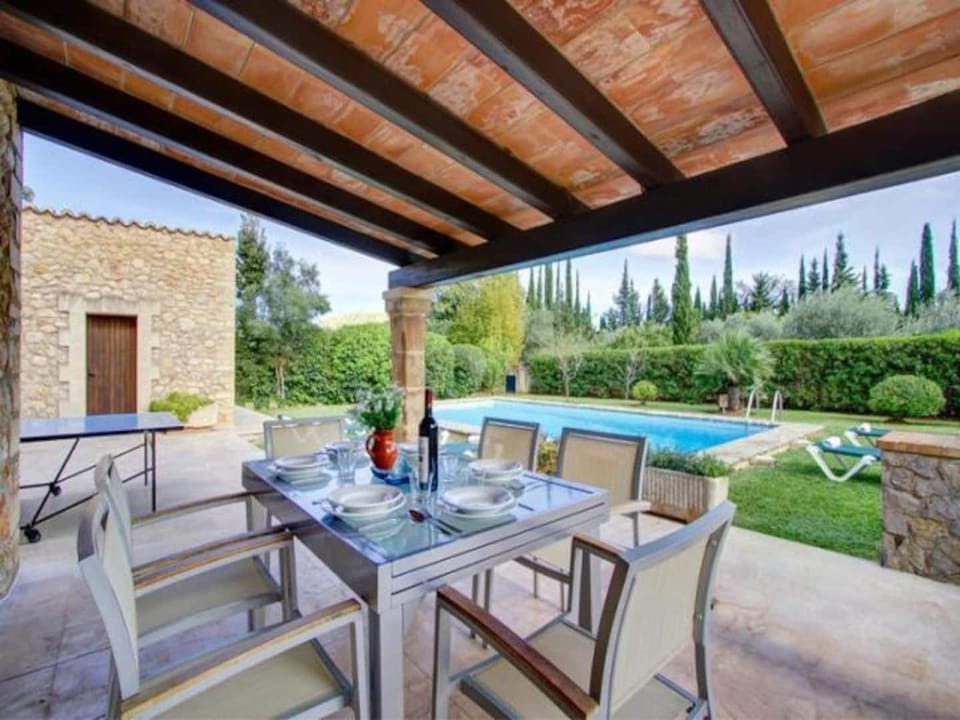 Property building, Balcony/Terrace, Living room, Swimming pool