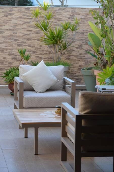 Patio, Day, Garden, View (from property/room), Balcony/Terrace, Living room, Seating area, Garden view