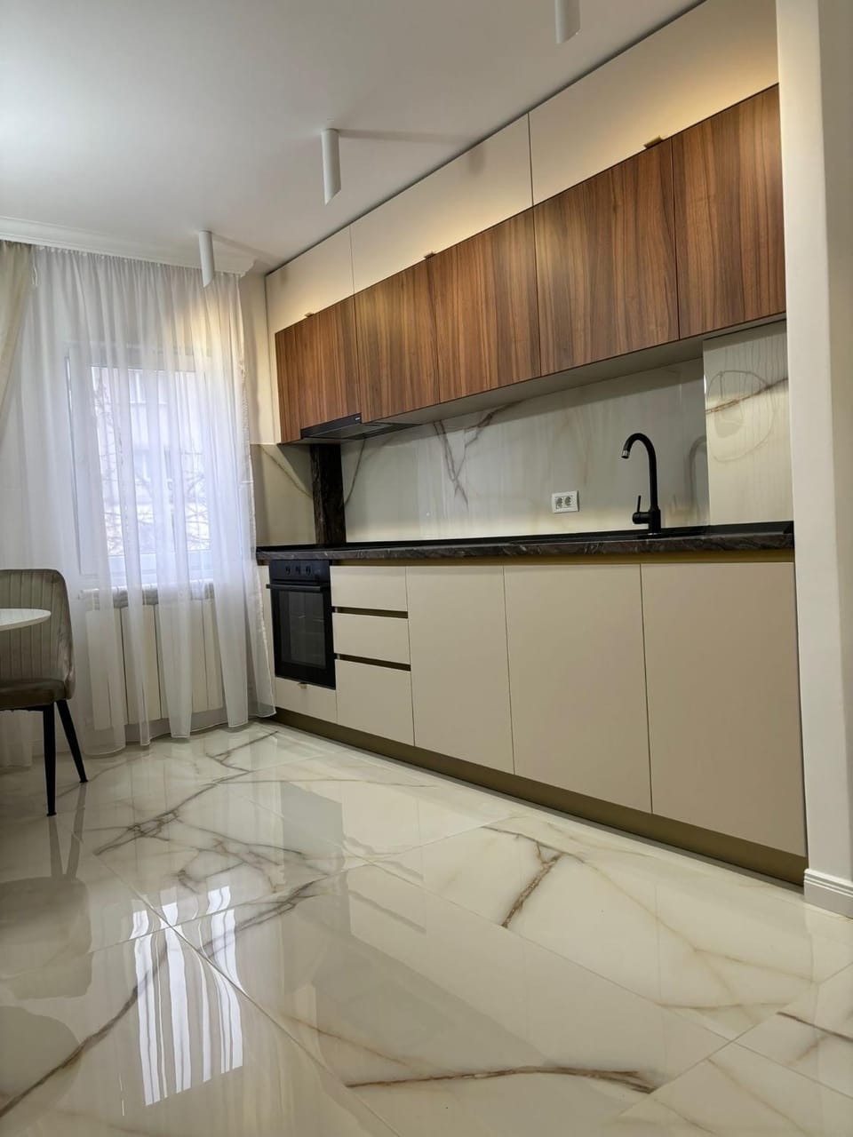 Kitchen or kitchenette, oven, stove