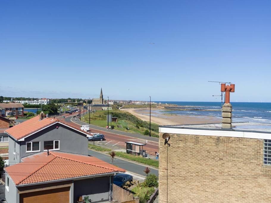 Longsands Beach, Apartment 4, Tynemouth Apartment in North Tyneside District