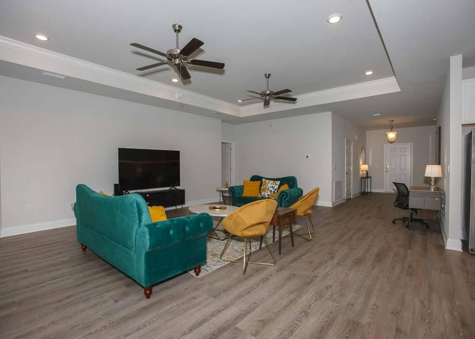 Pleasant Dreams House during November 2023 with a House in Foley