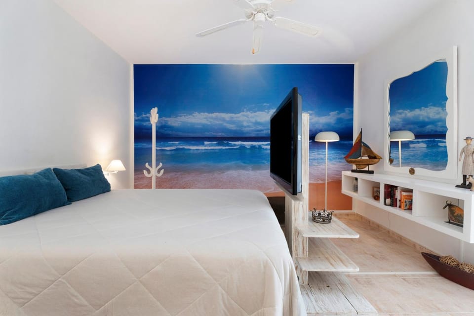 Living room, Bedroom