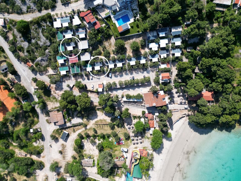 Property building, Natural landscape, View (from property/room), Beach, Sea view, Location