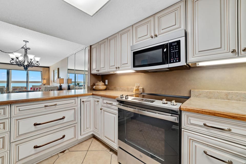 Edgewater West Unit 75 House in West Beach