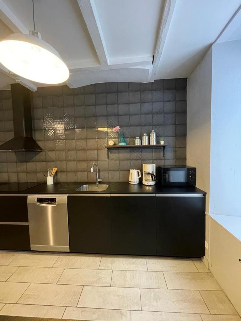 Coffee/tea facilities, Communal kitchen, minibar