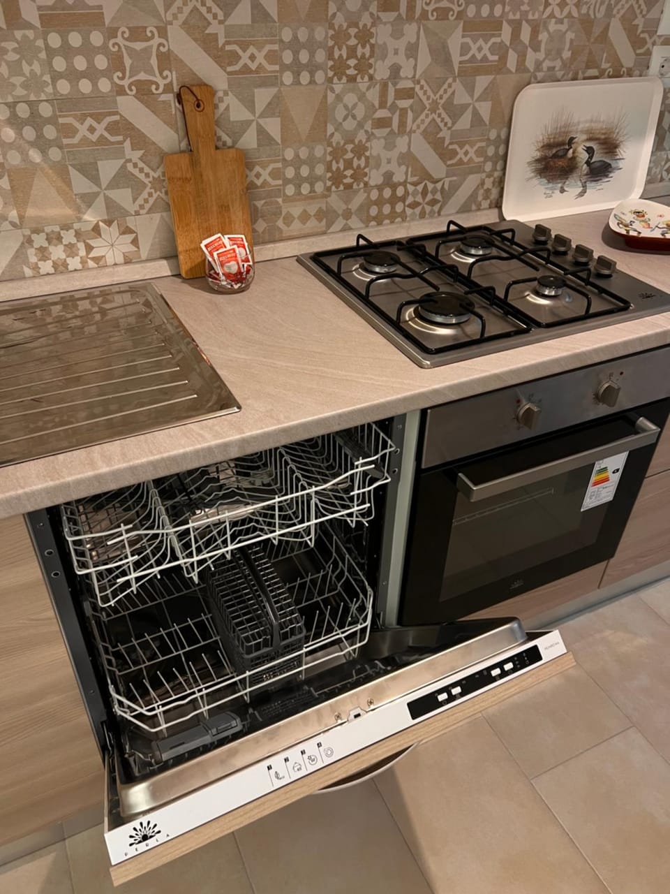 Kitchen or kitchenette, dishwasher, minibar, pet friendly, stove
