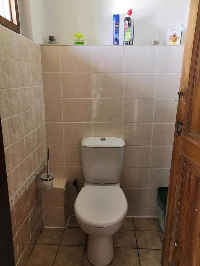 Toilet