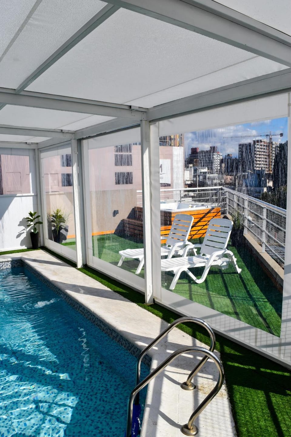 Swimming pool