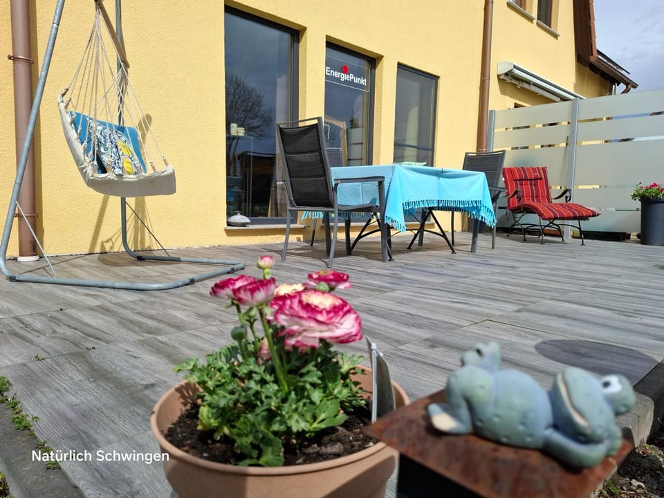 Property building, Balcony/Terrace