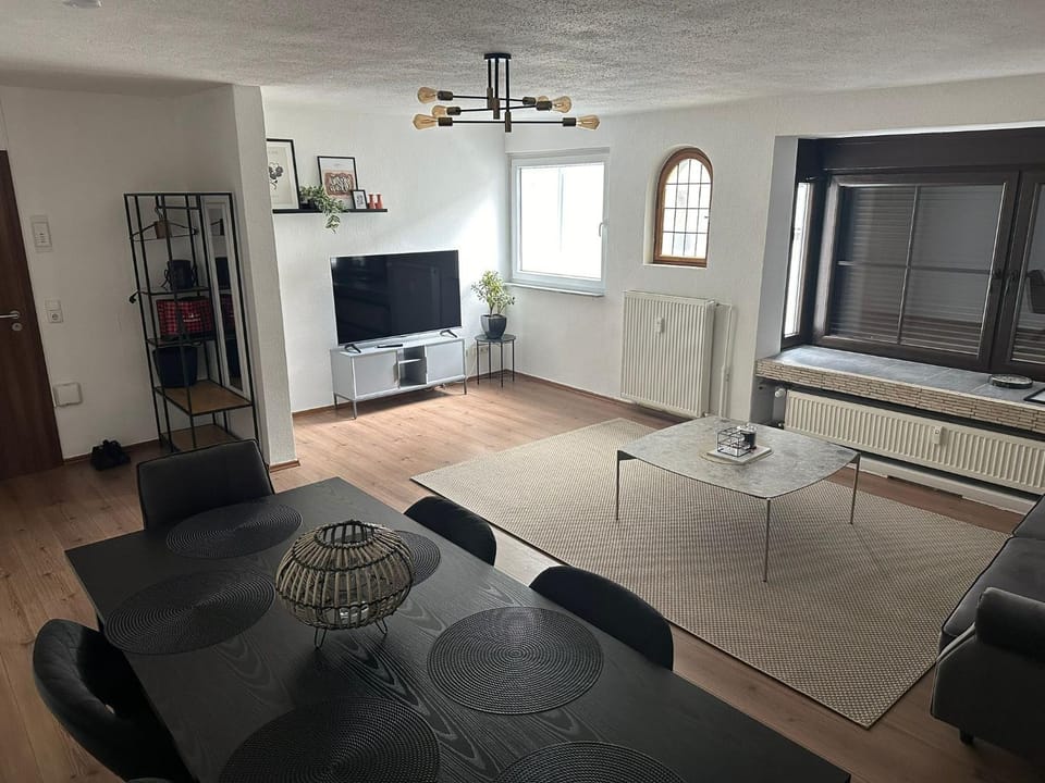 Communal lounge/ TV room, Living room, Seating area