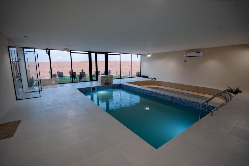 Swimming pool, Swimming pool