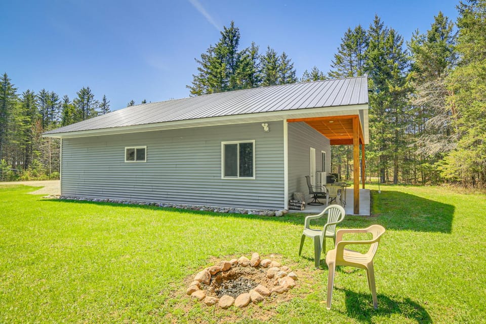 Townsend Cottage on UTV & Snowmobile Trail! House in Wisconsin