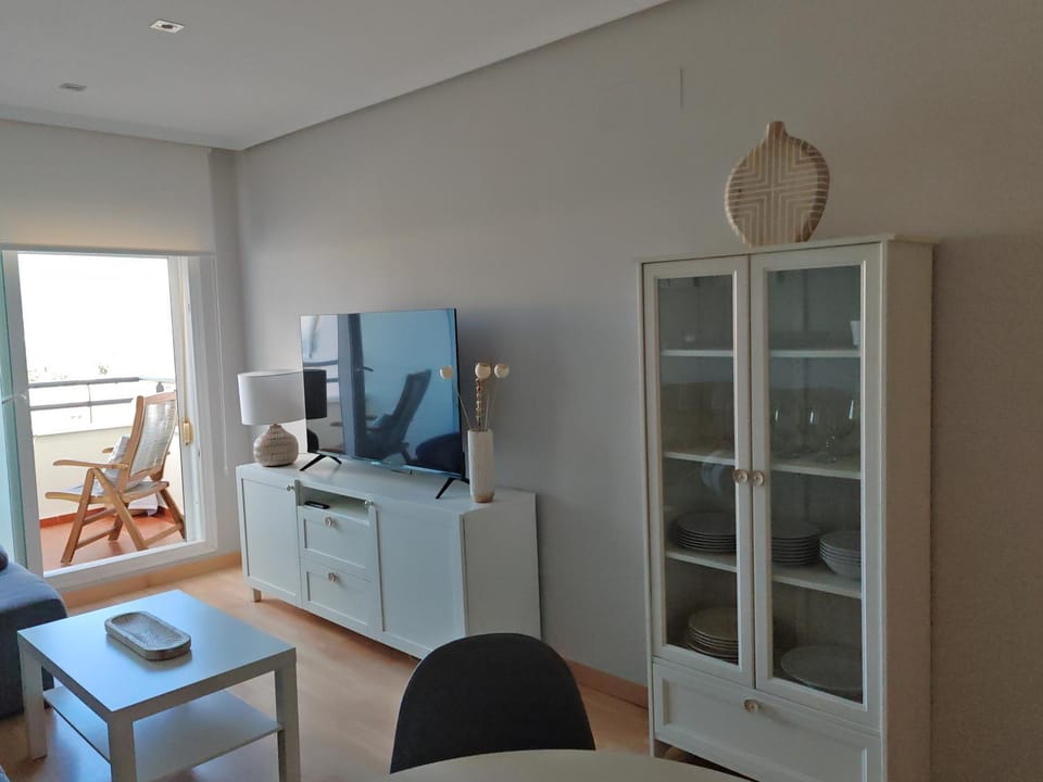 EVO BEACHFRONT WINDOWS Apartment in Torre del Mar