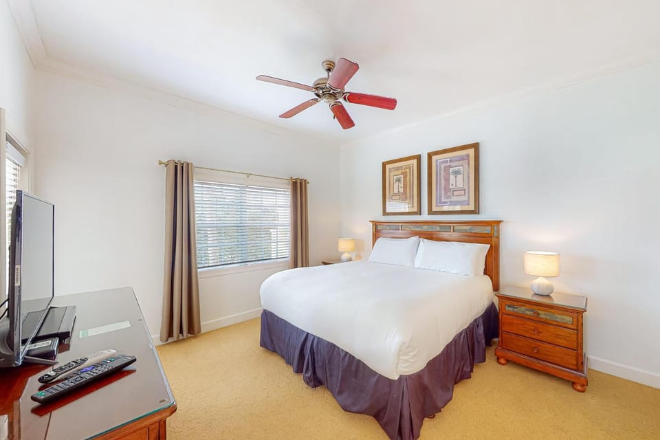 W412 - Cozy Condo with Third Floor Balcony at Reunion House in Four Corners