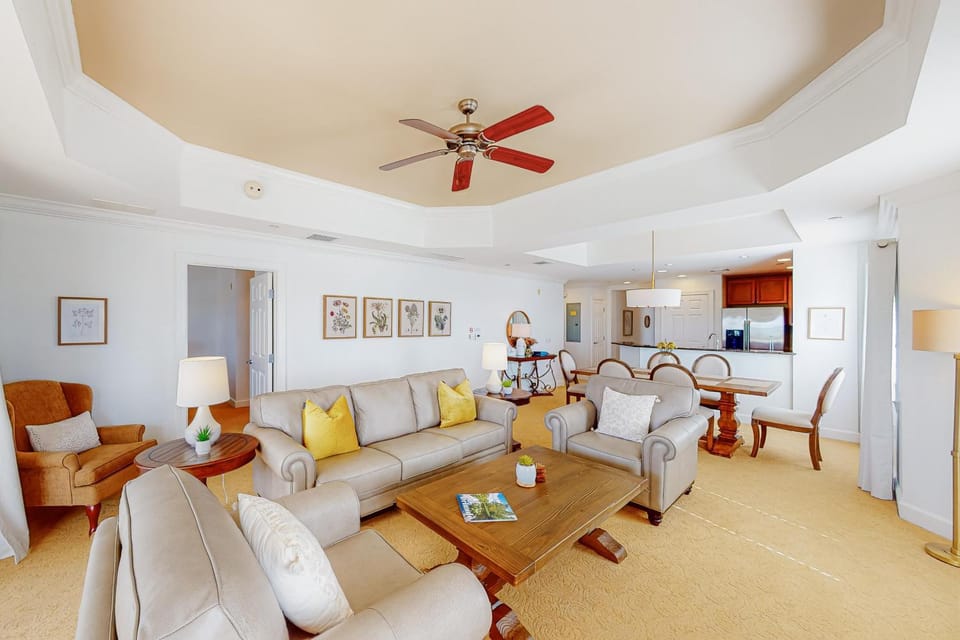 W412 - Cozy Condo with Third Floor Balcony at Reunion House in Four Corners