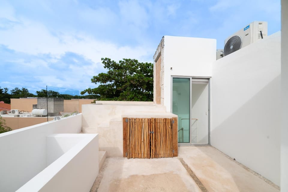 Balcony/Terrace, Swimming pool