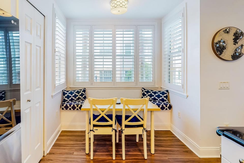 W431 - Elevated Condo With Wraparound Porch at Reunion House in Four Corners
