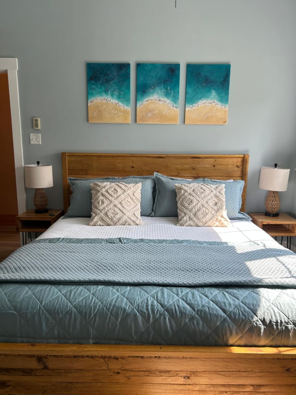 Bed, Bedroom
