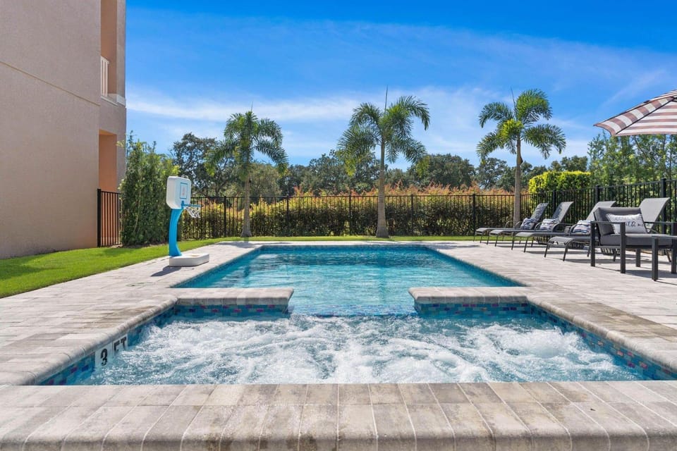 W460 - Surf Shack With Games Room at Reunion House in Osceola County