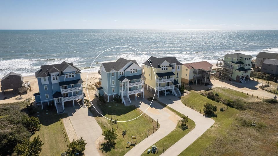 Property building, Bird's eye view, Beach, Sea view