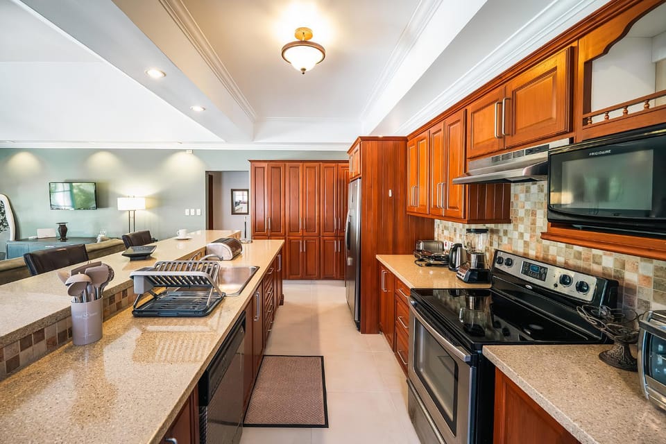 Kitchen or kitchenette, minibar, pet friendly, stove, toaster