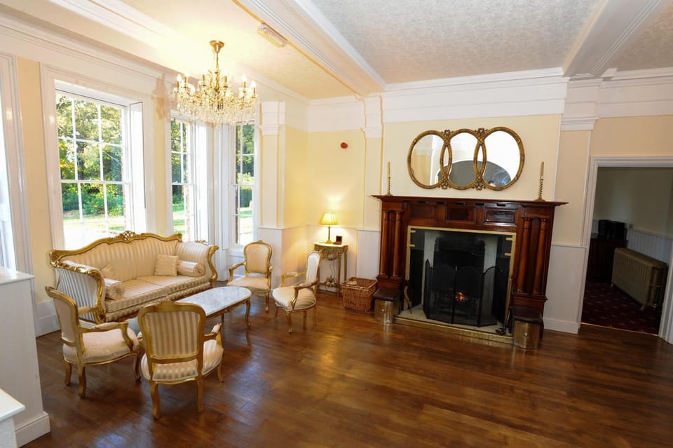 Living room, Lobby or reception, Photo of the whole room, Seating area