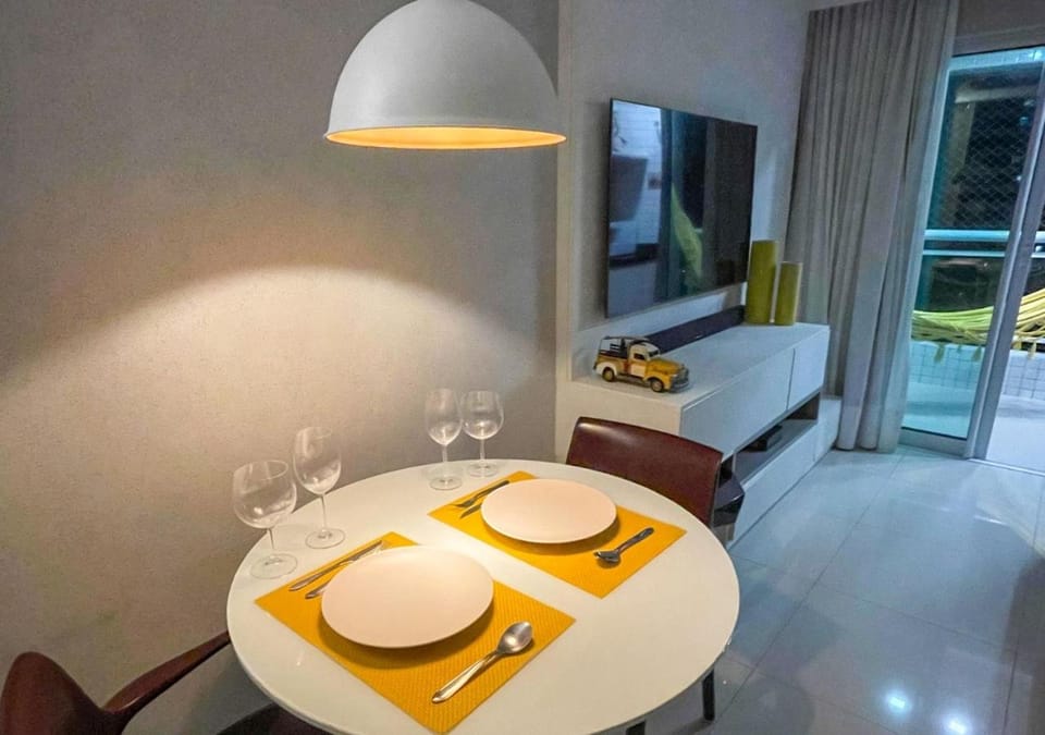 TV and multimedia, Food and drinks, Dining area