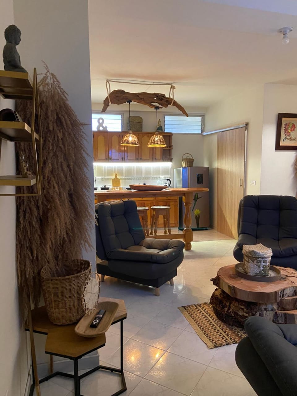 Kitchen or kitchenette, Living room, Seating area
