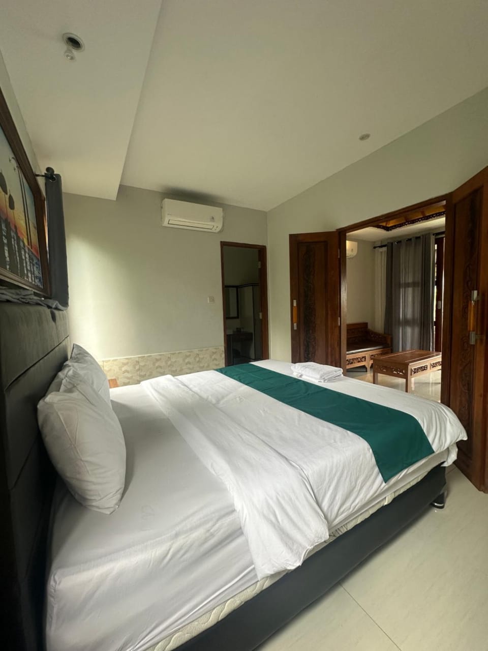KETUT JOGLO GUEST HOUSE Bed and Breakfast in Kuta Selatan