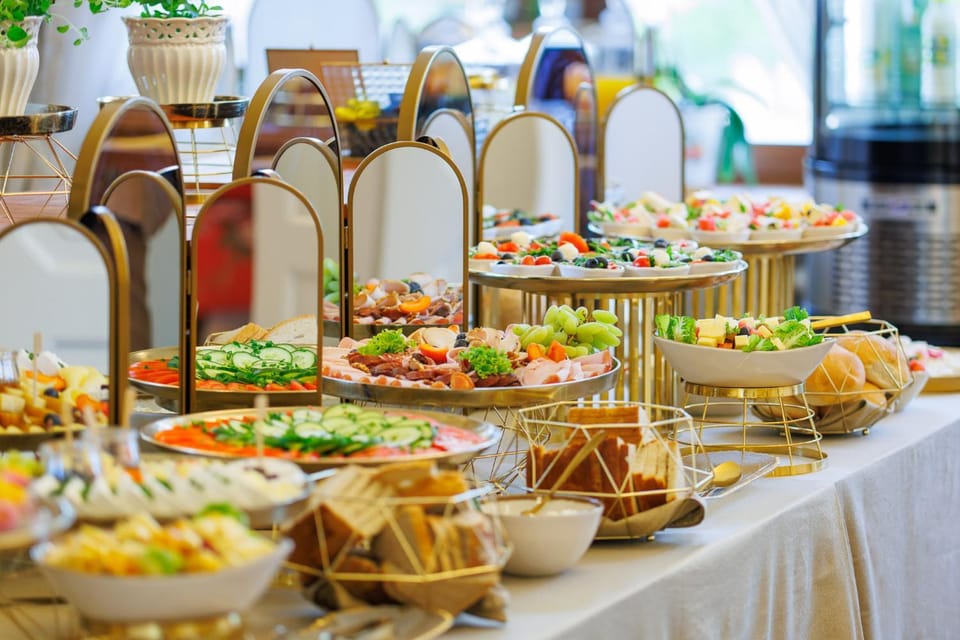 Food and drinks, Food, Continental breakfast