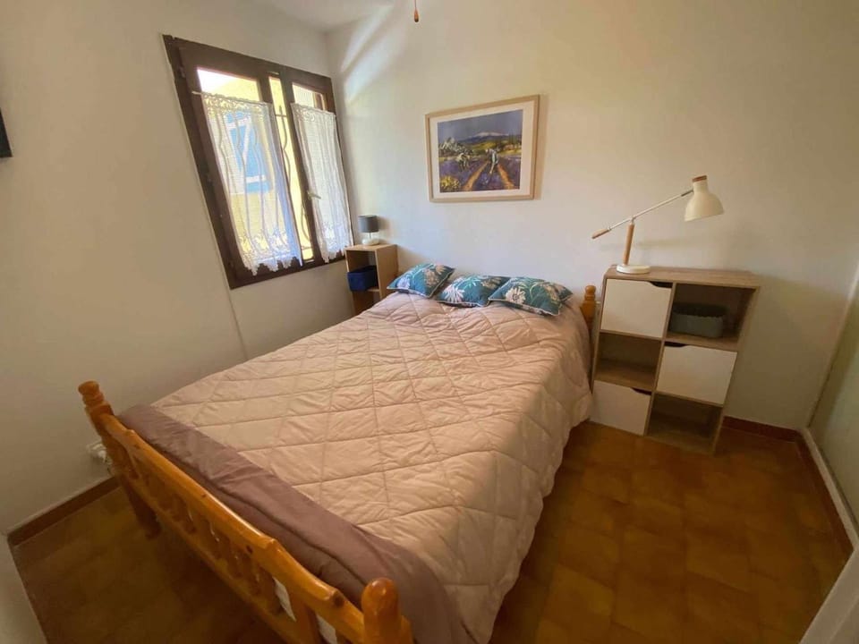 Appartement en RDC, accès direct plage, terrasse 30m², parking privé, équipements complets - FR-1-326-795 Apartment in Marseillan