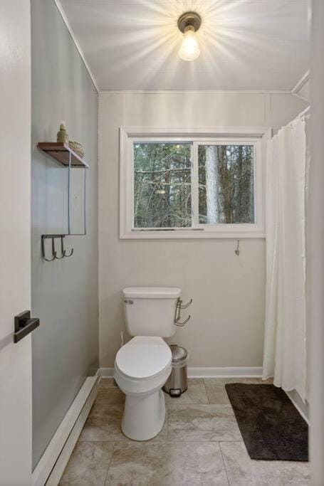 Toilet, Bathroom