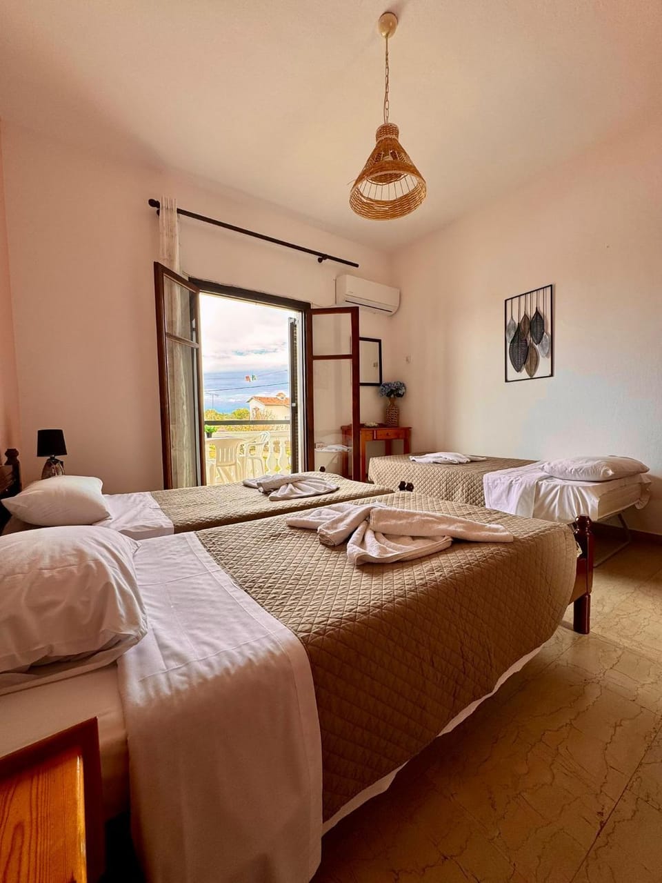 Tzilios Studios Apartment in Corfu, Greece