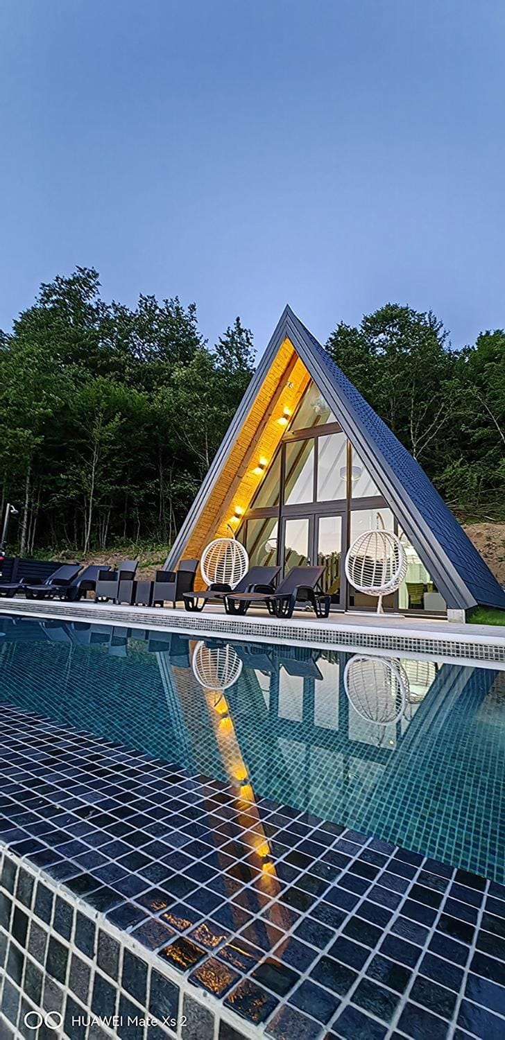 Property building, Swimming pool