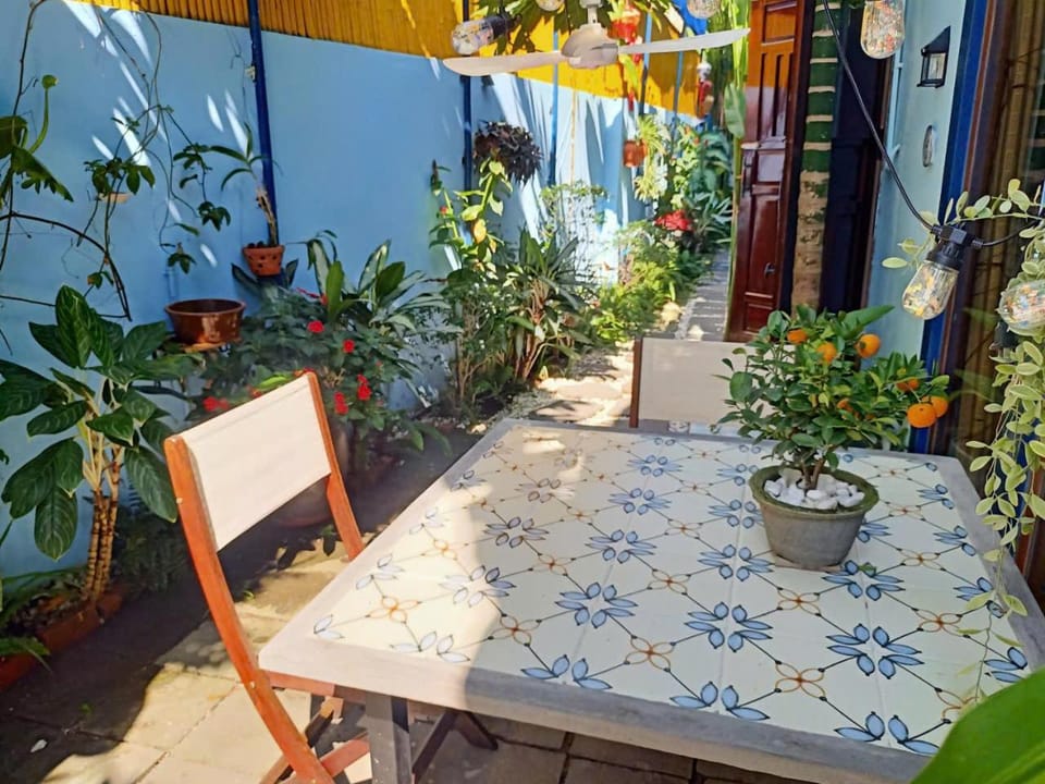 Garden, Seating area